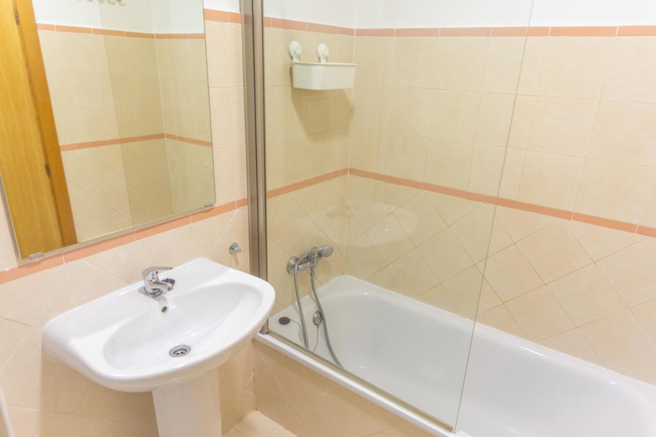 Adosado Con Piscina, Garaje, Jardin Y Playa Los Canos De Meca Luaran gambar